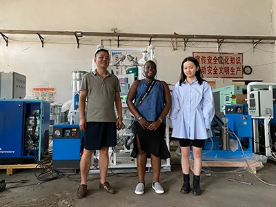 Clientes de Camerún