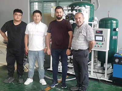 Visita de un cliente: Asociación con Irak