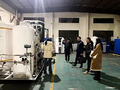 Inspección in situ del cliente en Kazajstán